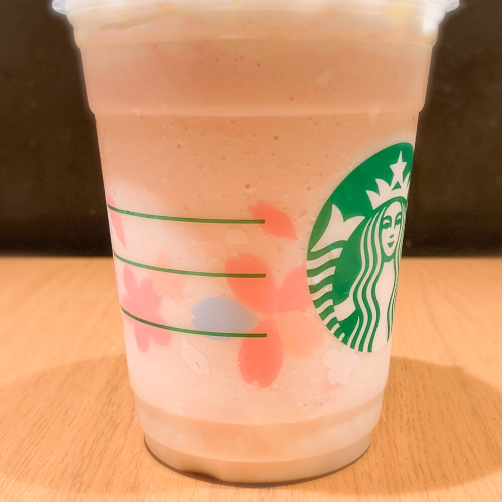 さくらミルクプリンフラペチーノのベース