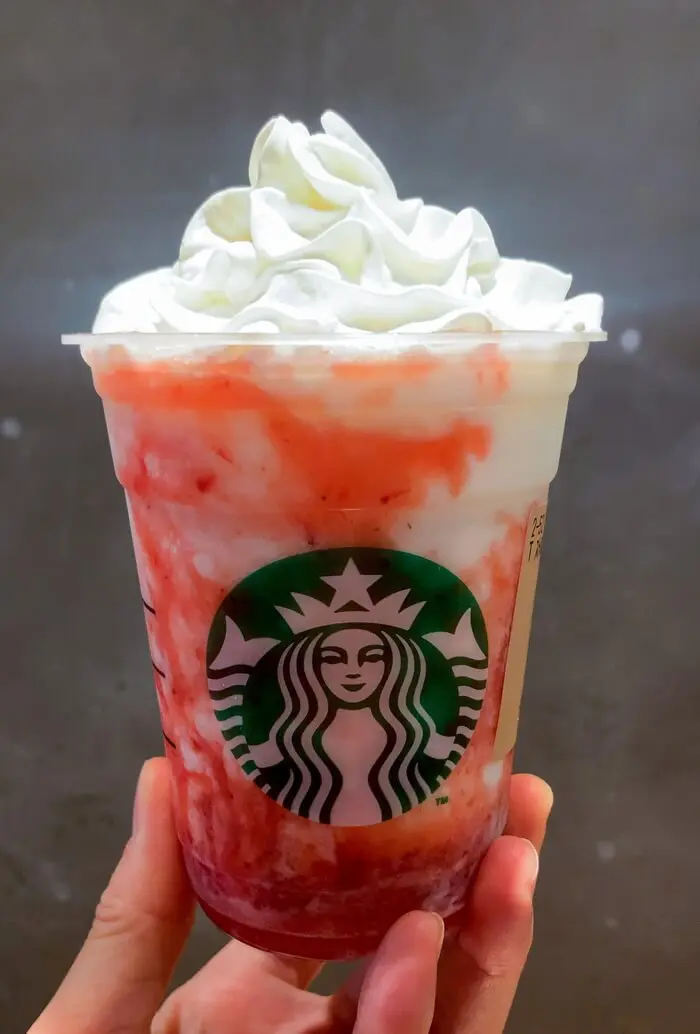 スターバックスストロベリーフラペチーノ