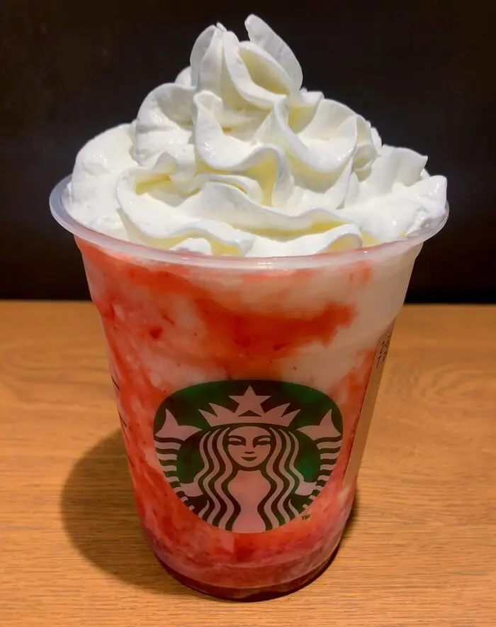 スターバックスストロベリーフラペチーノ５