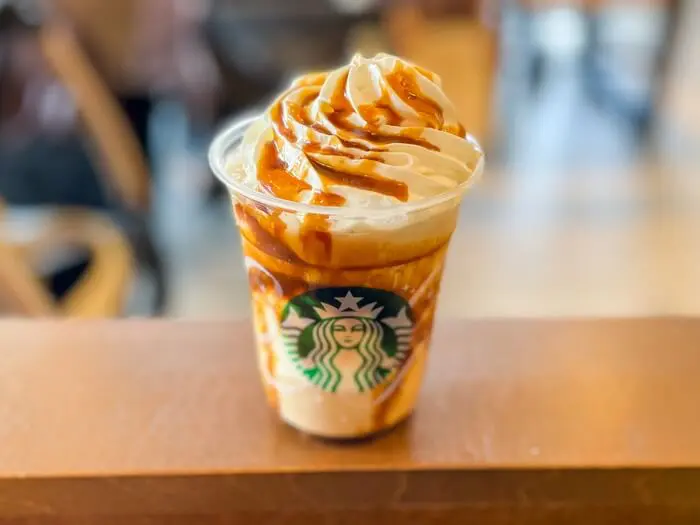 ほうじ茶 meets キャラメルクリームフラペチーノ