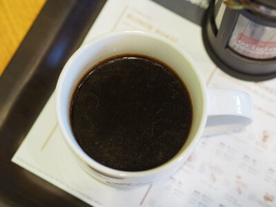 表面に浮いているコーヒーオイル