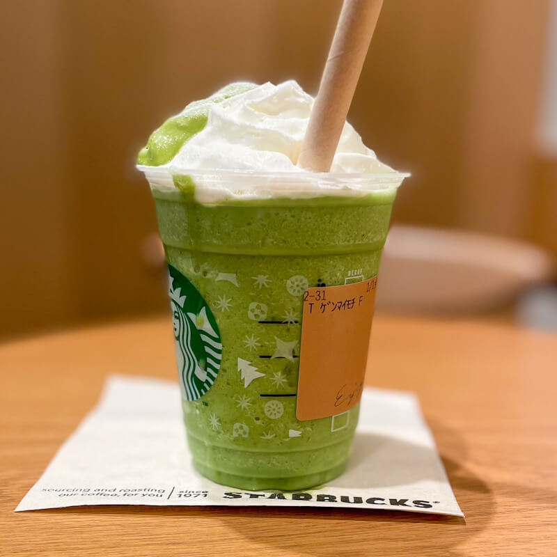 抹茶玄米茶もちフラペチーノ