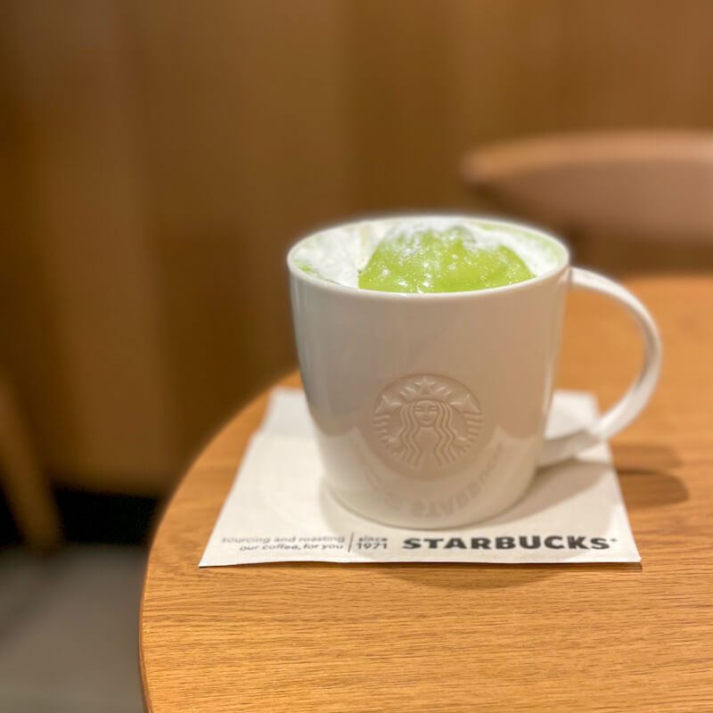 抹茶玄米茶ムースティーラテ